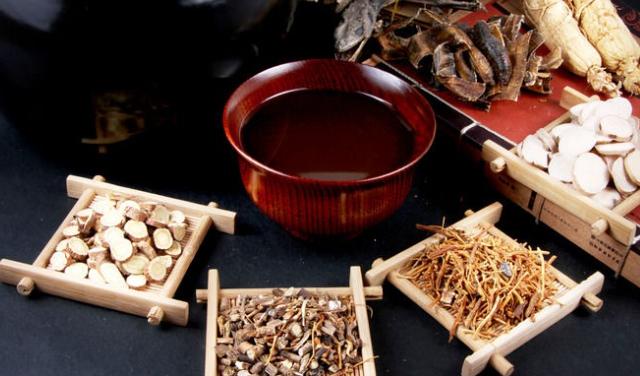 肾精与筋脉的依存关系：为何肾伤会引发筋脉失荣？最近很多朋友问我，