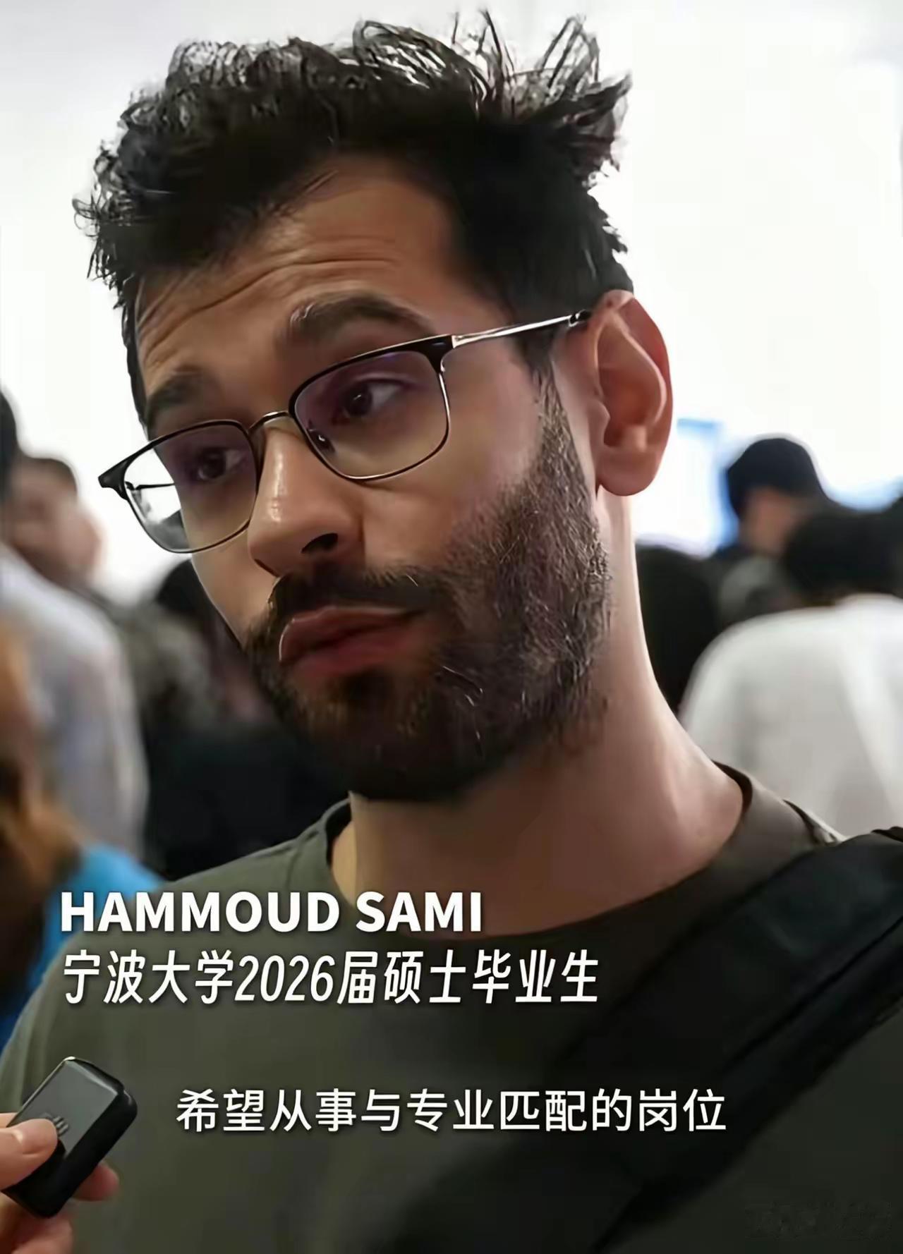 问题是，他们是不是真正的人才？！还是“人才”？！他们自以为是的人才，