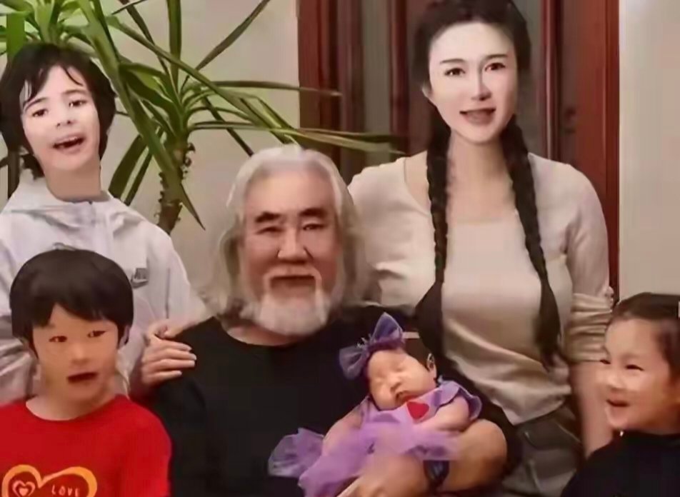 知名导演张纪中很愤怒，表示妻子不信任自己，家中招的三个女保姆年纪50多岁，想招年轻有力气的女保姆妻子