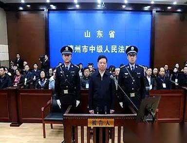造导弹的核心材料，居然被自己人偷偷打包卖给了外人。更让人气血上涌的是，这么大个