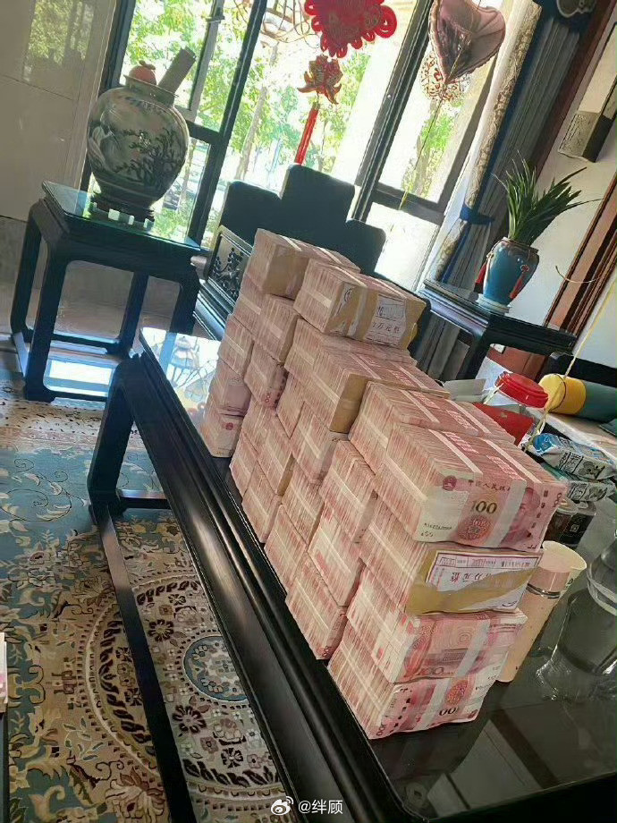 你是富婆命，你会变的越来越有钱！