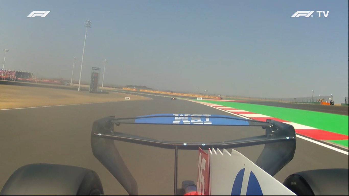 f1FP1期间，法拉利用了「翻转尾翼」～2026f1中国大奖赛