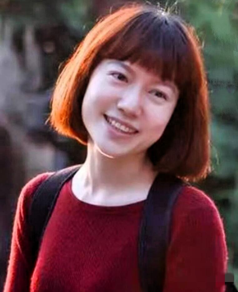 有人说，翁帆如果有个孩子就好了，没有孩子，老了以后会很孤单。我觉得说这种话的人