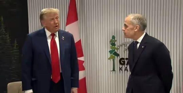 G7峰会上，加拿大总理卡尼拉着特朗普拍胸脯保证，加拿大给中国电动车设了硬门槛