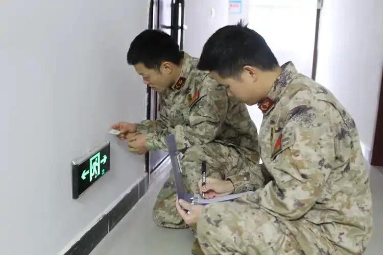 关于乡镇武装部干事，说法正确的是？1、乡镇武装部干事一定是公务员2、乡镇