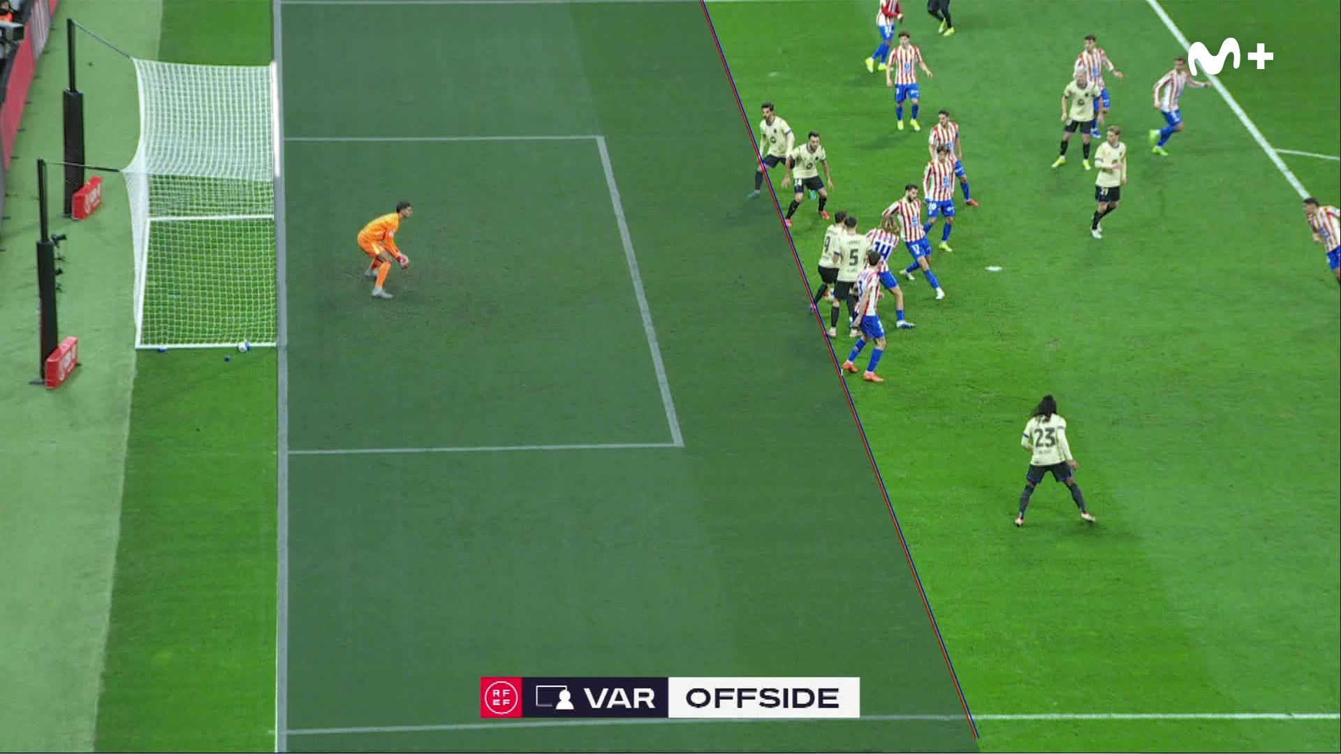 世体：欺负人没这么欺负的，巴萨计划对昨晚裁判的不公判罚提出上诉🚨🤬巴萨俱乐部