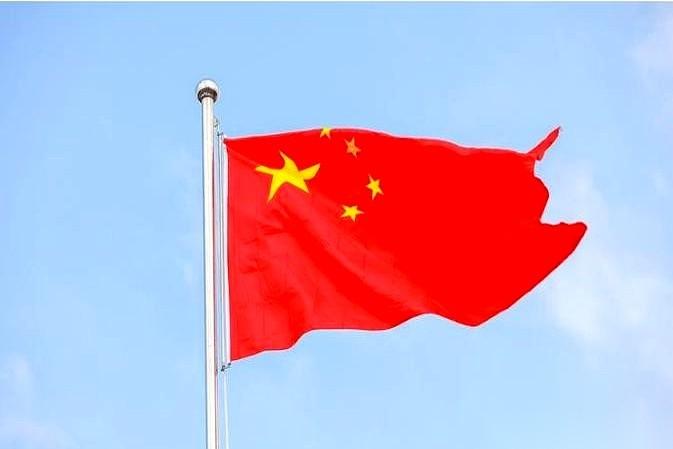 美军特种兵，直接从天而降，干到了一艘在公海开得好好的货轮上。船是巴拿马的，但货