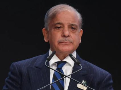 谁能想到会出现这样一幕：中国长期关系密切的伙伴突然把兵力投向中东，目标却是对伊朗