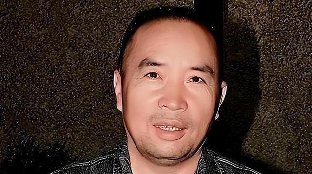 1999年，专案组抓捕赖昌星，没想到有人做内鬼通知赖昌星逃到加拿大，经排查，这个