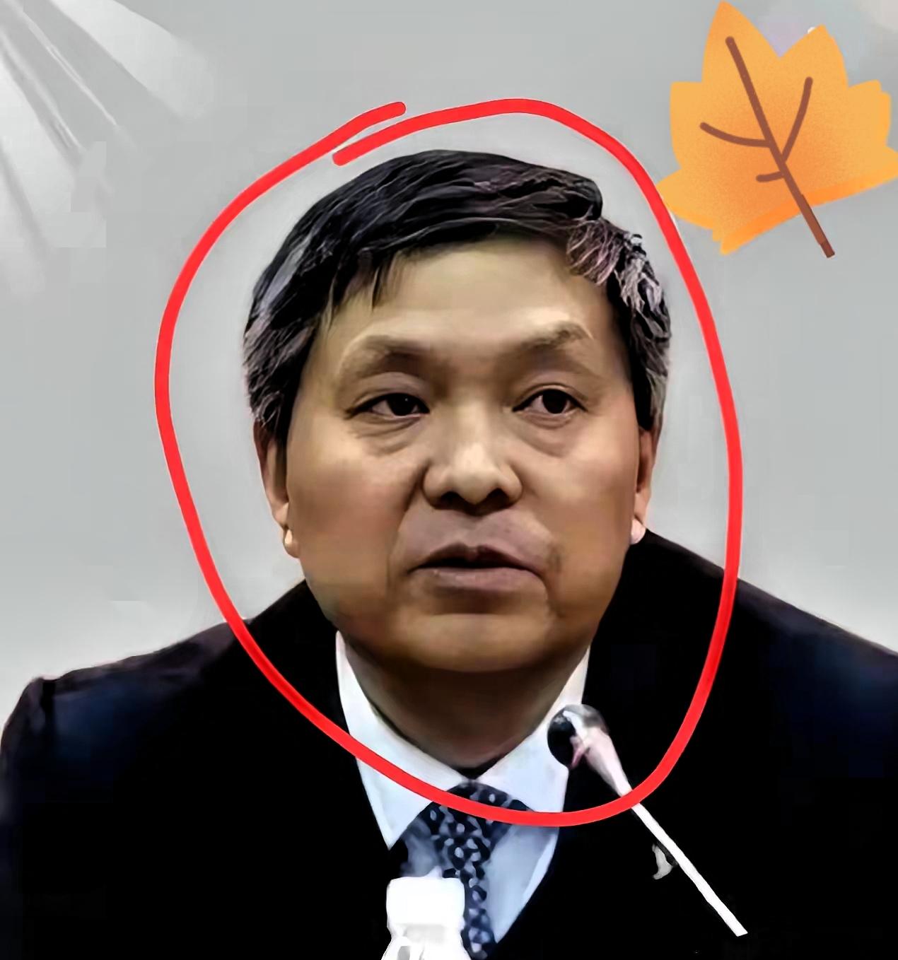 真把大家当傻子糊弄呢？这事必须要查清楚到底！！！！发个公告说“个别员工个人行