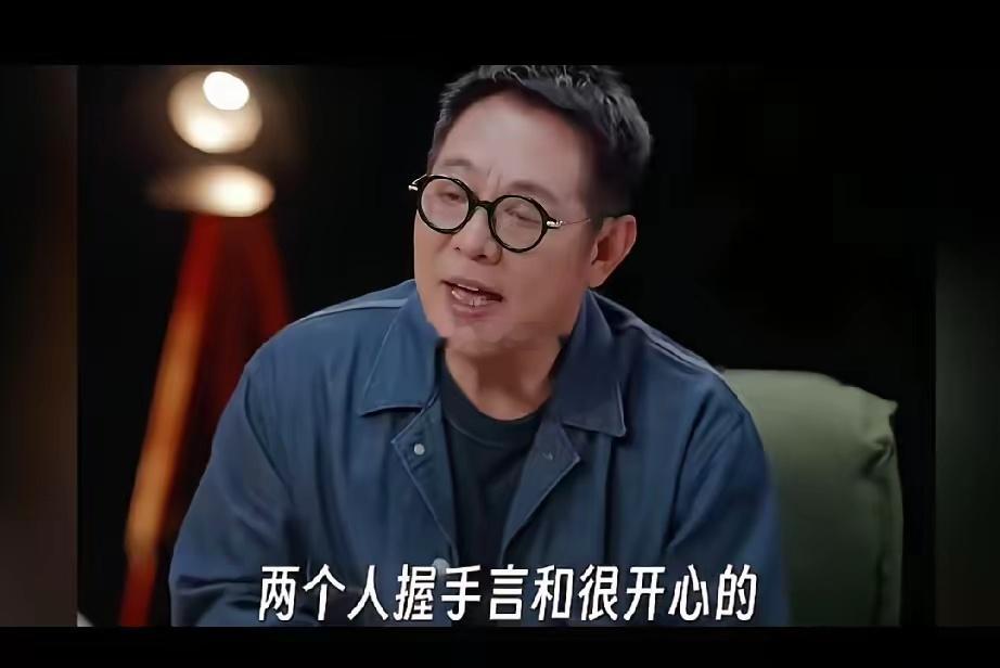 这下终于搞清楚了​李连杰正面回应抛妻弃子传闻。李连杰说:“都说我抛妻弃子，但是我跟前妻分手的时候是握