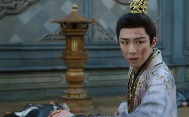 《书卷一梦》第38集预告：南珩独自一个人在宋府前门对抗千羽军，富贵带着玄甲军在