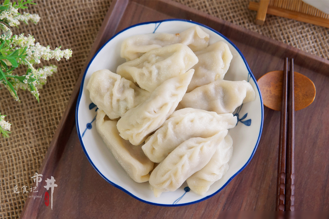 为什么饺子店的饺子那么香? 用上这窍门, 饺子饱满多汁, 个个鲜香