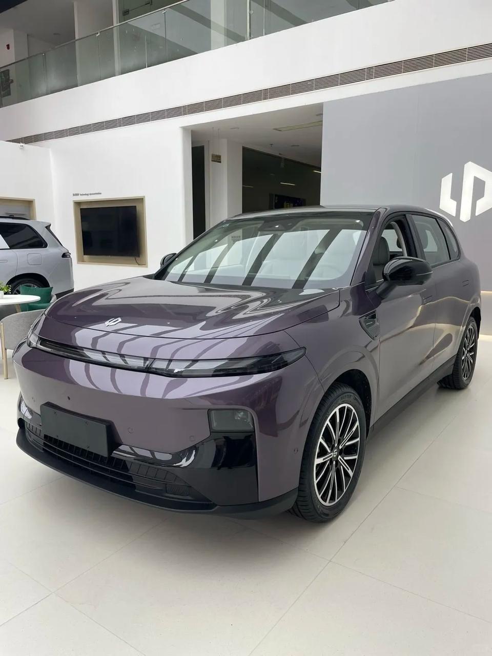 【打算这两天就下定，零跑B10】开过朋友的零跑B10，在市区里的续航达成率80