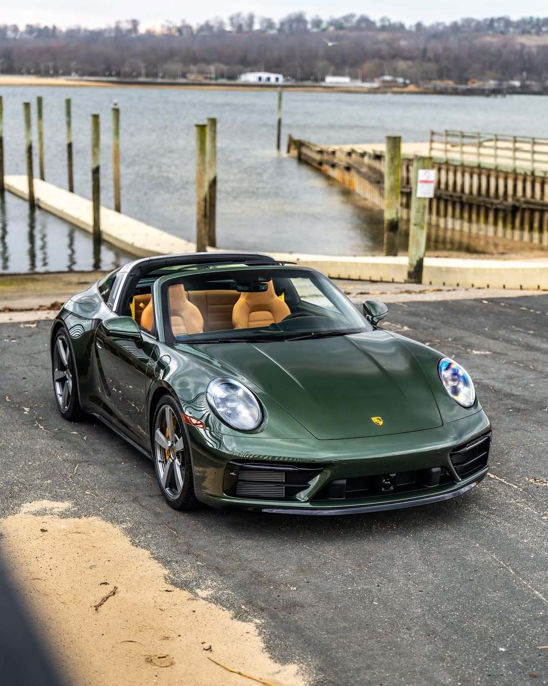 Porsche992Targa4SPTSOakGreenMetal