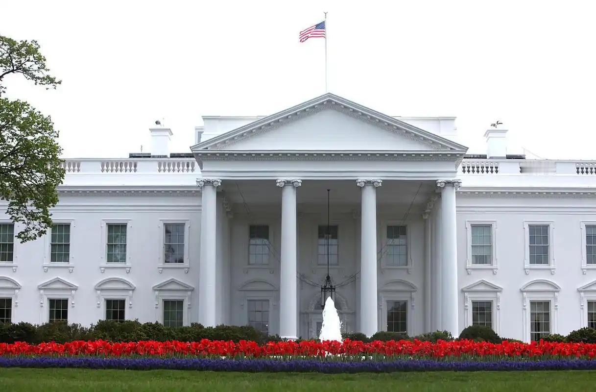 果然被我说中了！ 美军此次向中东大规模兵力调动，针对性不言而喻。其部署看似强