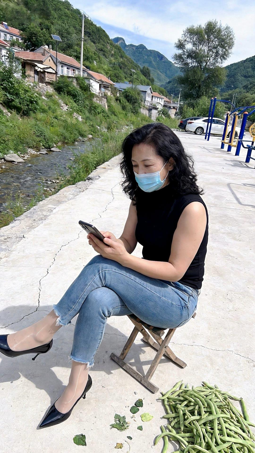 五十岁女人能穿细跟高跟鞋吗