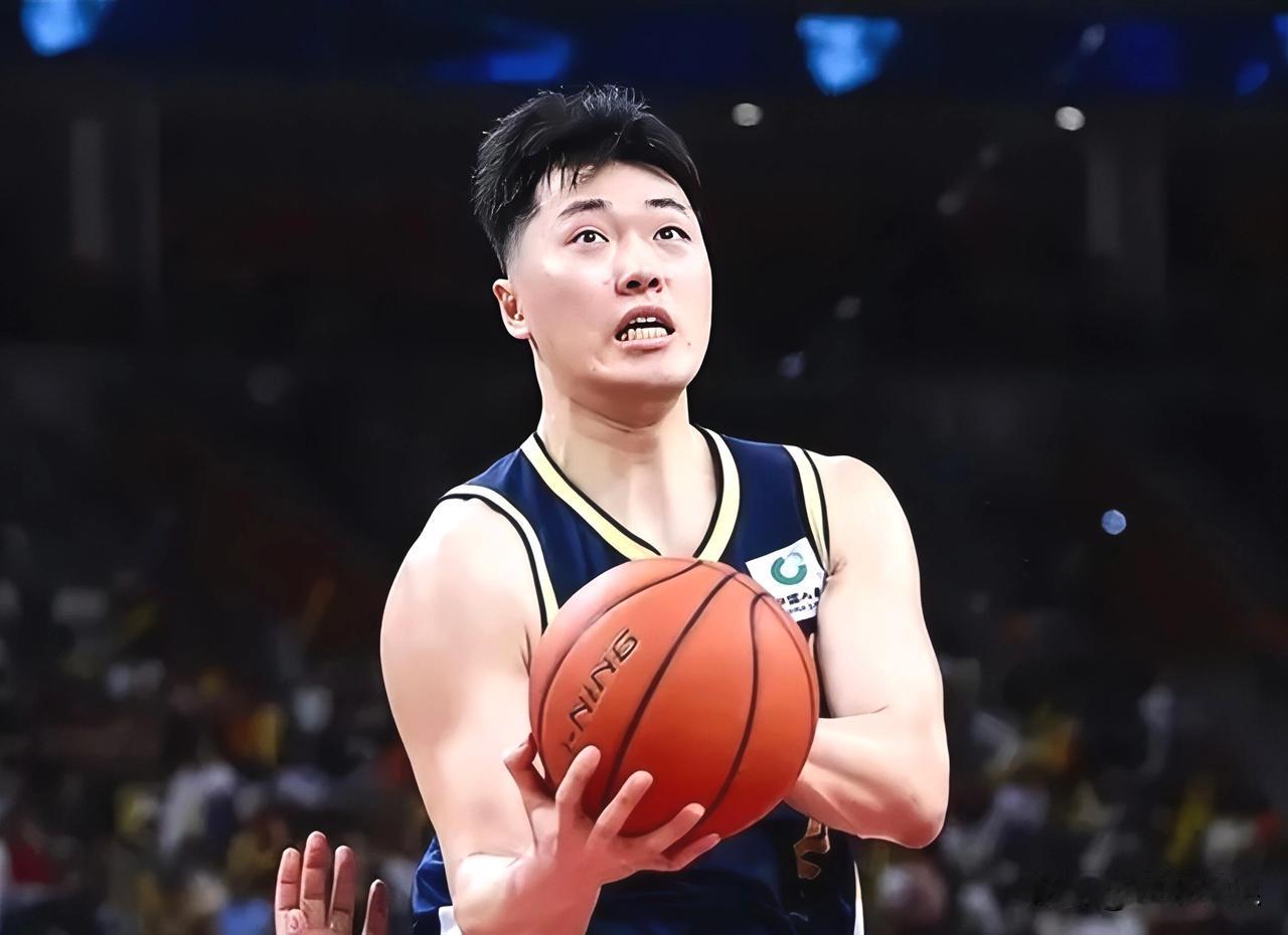 CBA季后赛8进4次回合今晚先赛两场，主队一胜一负。太意外了！1.太意外了，广