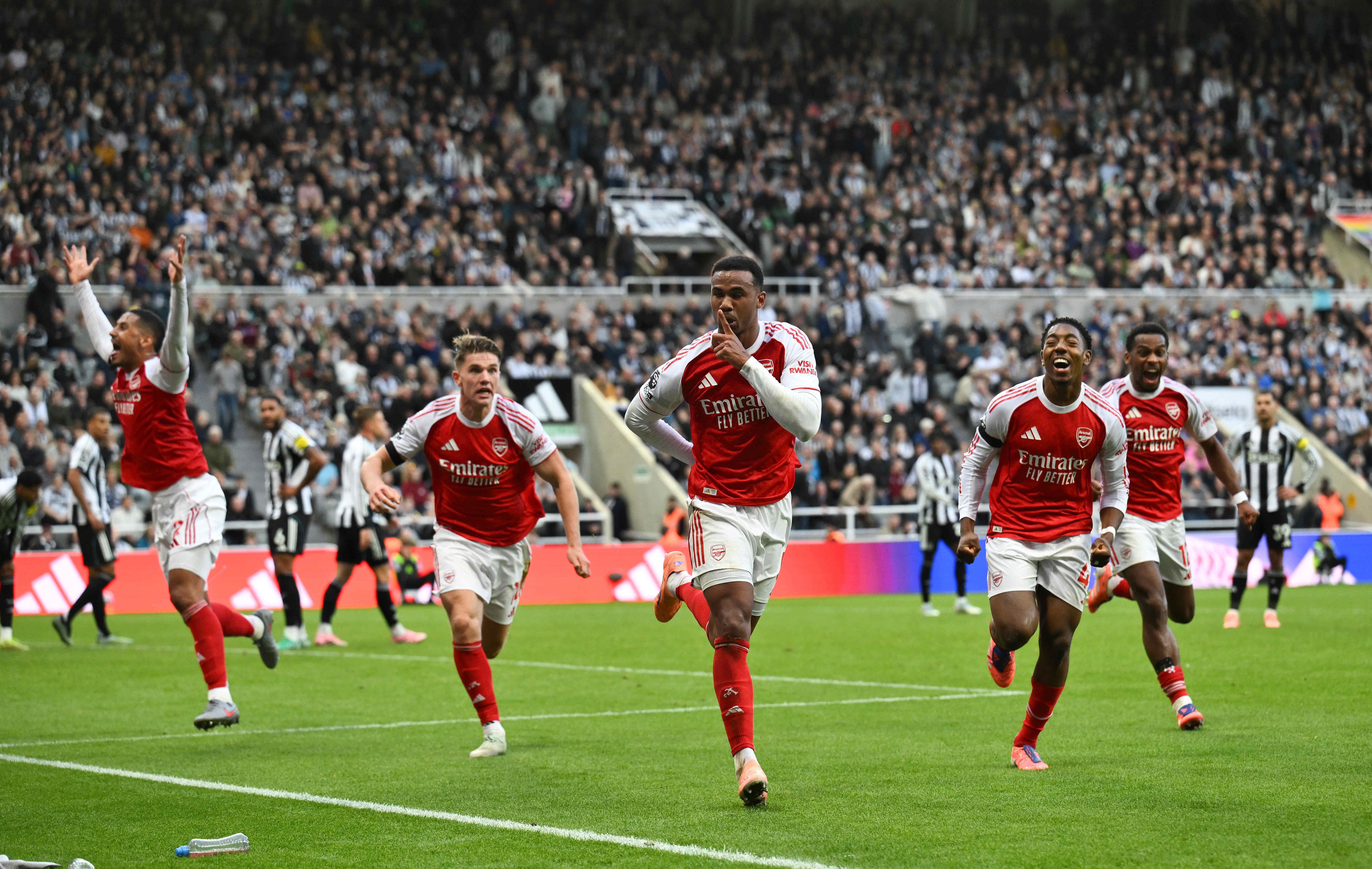 卡拉格: 枪手首次击败真正对手 加布里埃尔是英超最有影响力球员