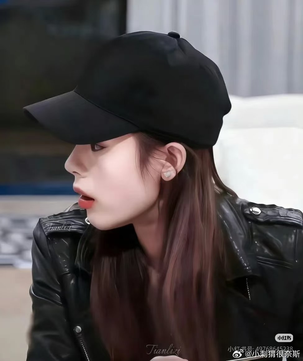 #陈丽君##陈丽君领衔主演青春越剧西厢记#[吐舌头眯眼睛笑]#陈丽君祝姑娘#我们友谊的小船要翻了，为
