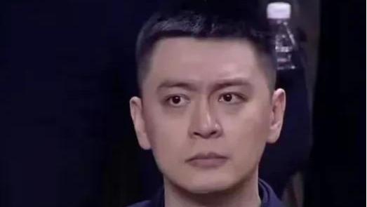 发现了吗?郭士强留给杨鸣一手好牌,如今杨鸣把辽篮变成青黄不接