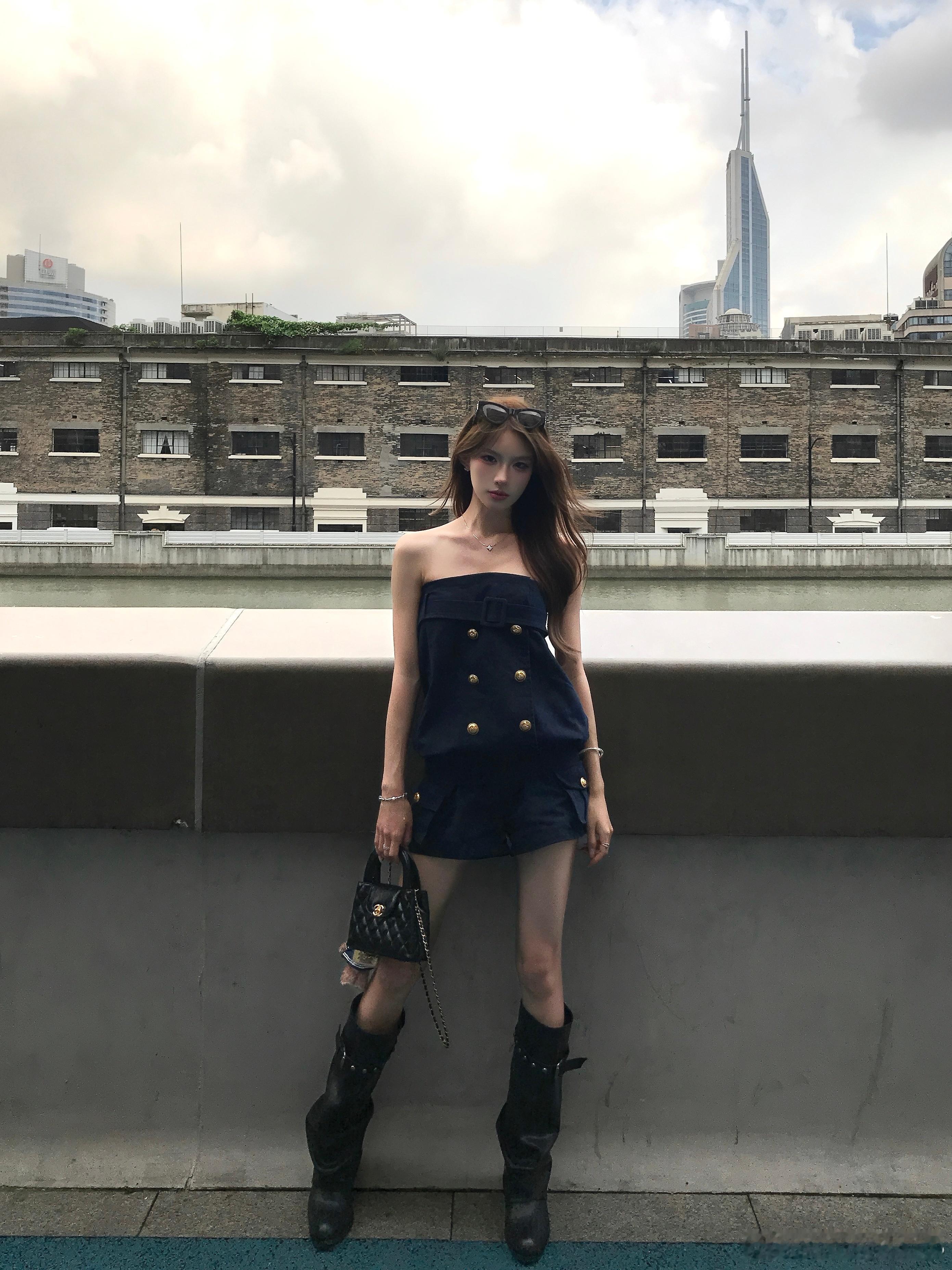 ☁️​​​