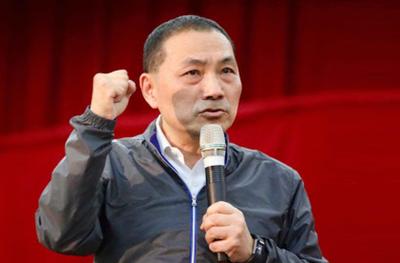 新北市长侯友宜今天表示，国民党主席郑丽文这次访问大陆一定要平等、尊严、友善互动来