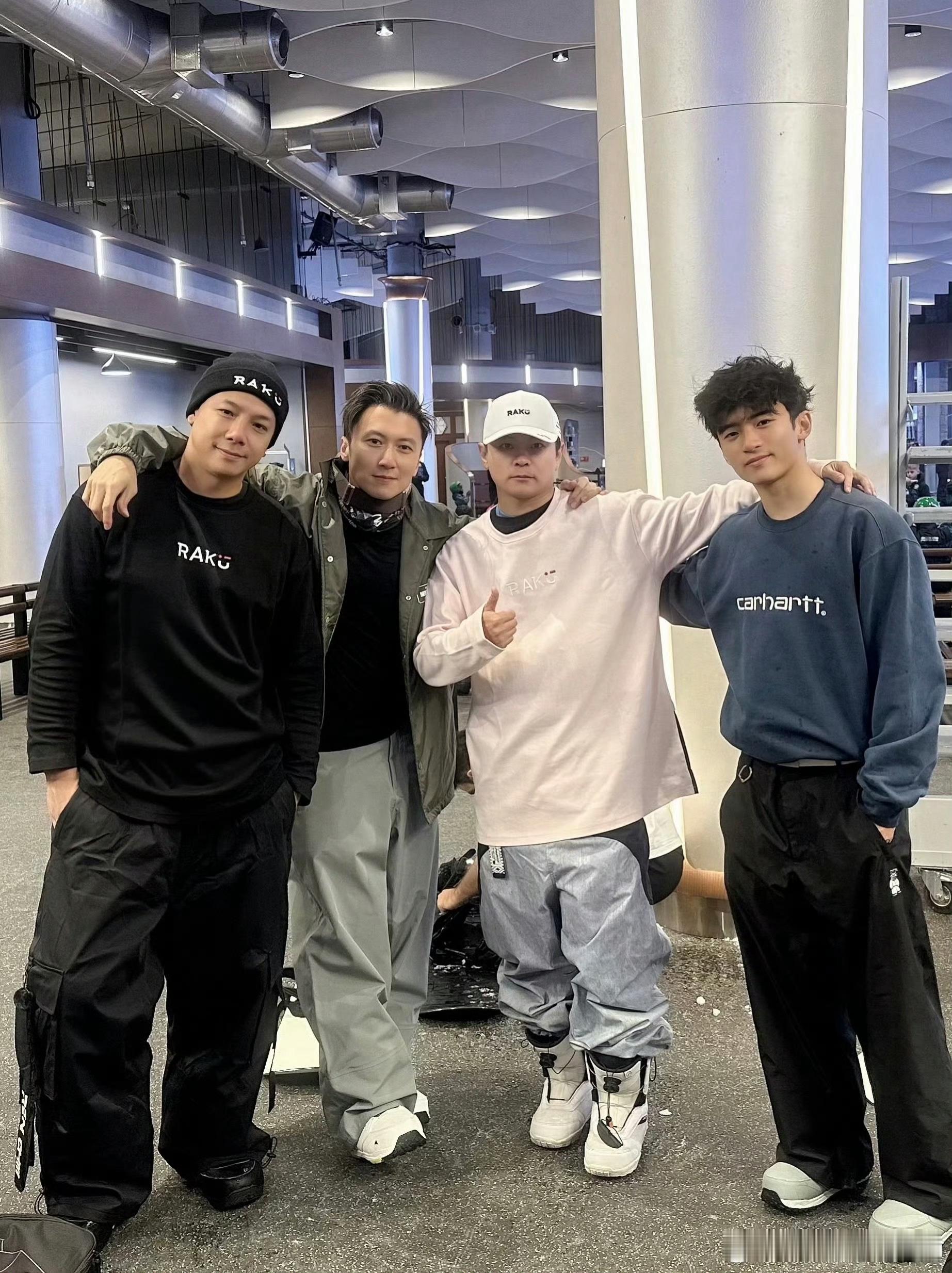谢霆锋和大儿子Lucas的合照！非常帅​​​