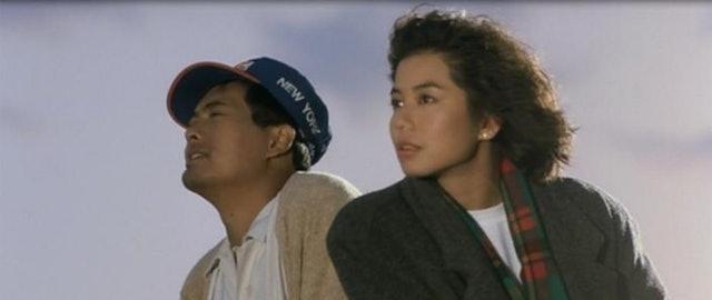 现年65岁的钟楚红年轻时靓绝演艺界，是一代女神，其后嫁给广告界才子朱家鼎后开始淡