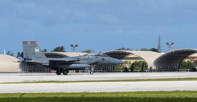 美军关岛基地突然拒收新加坡F-15SG！台海战备升级背后暗藏什么玄机？