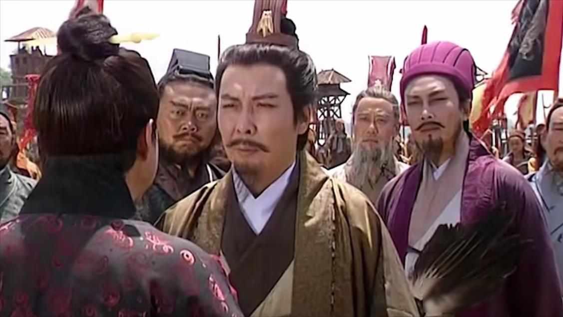 养子刘封刚死，刘备猛然惊醒：自己中计了！赵云或成最大补救措施公元二二〇年冬天，