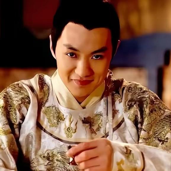 为什么赵匡胤兵变时，后周无人反对他？五代十国的乱世里，城头的大王旗换得比翻