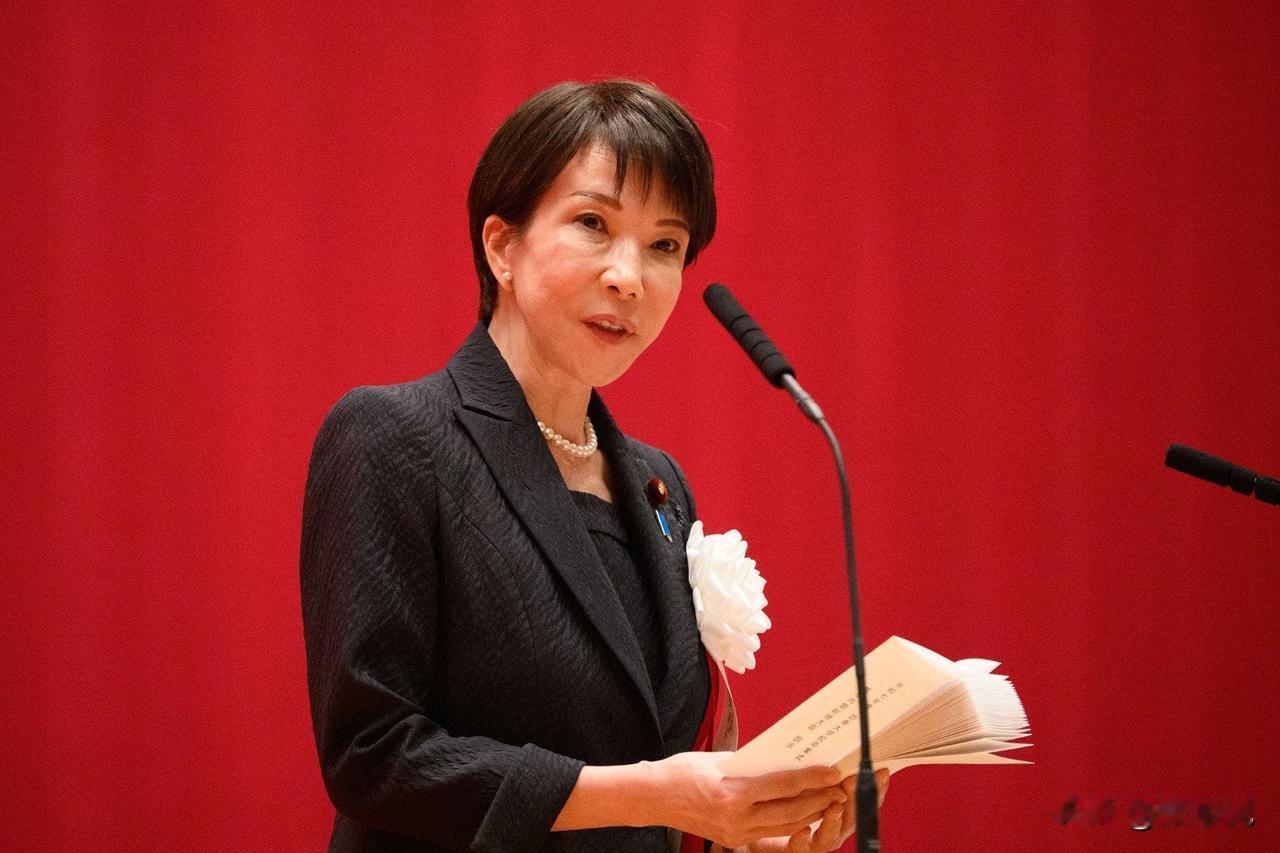日本首相高市早苗今天发文说：“今晚，我与埃及总统塞西举行了电话会谈。我向塞西