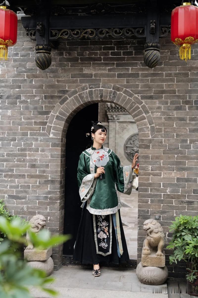 山西全是山为什么晋商富的流油？简单来说，山西能够持续几百年的原因主要是垄断贸