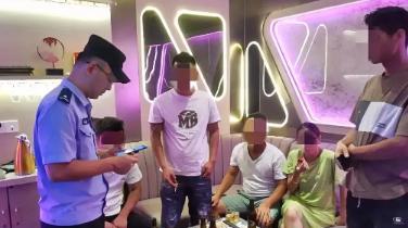 云南腾冲KTV聚会，醉酒男子猥亵女子，反被打成十级伤残。在云南腾冲，一场
