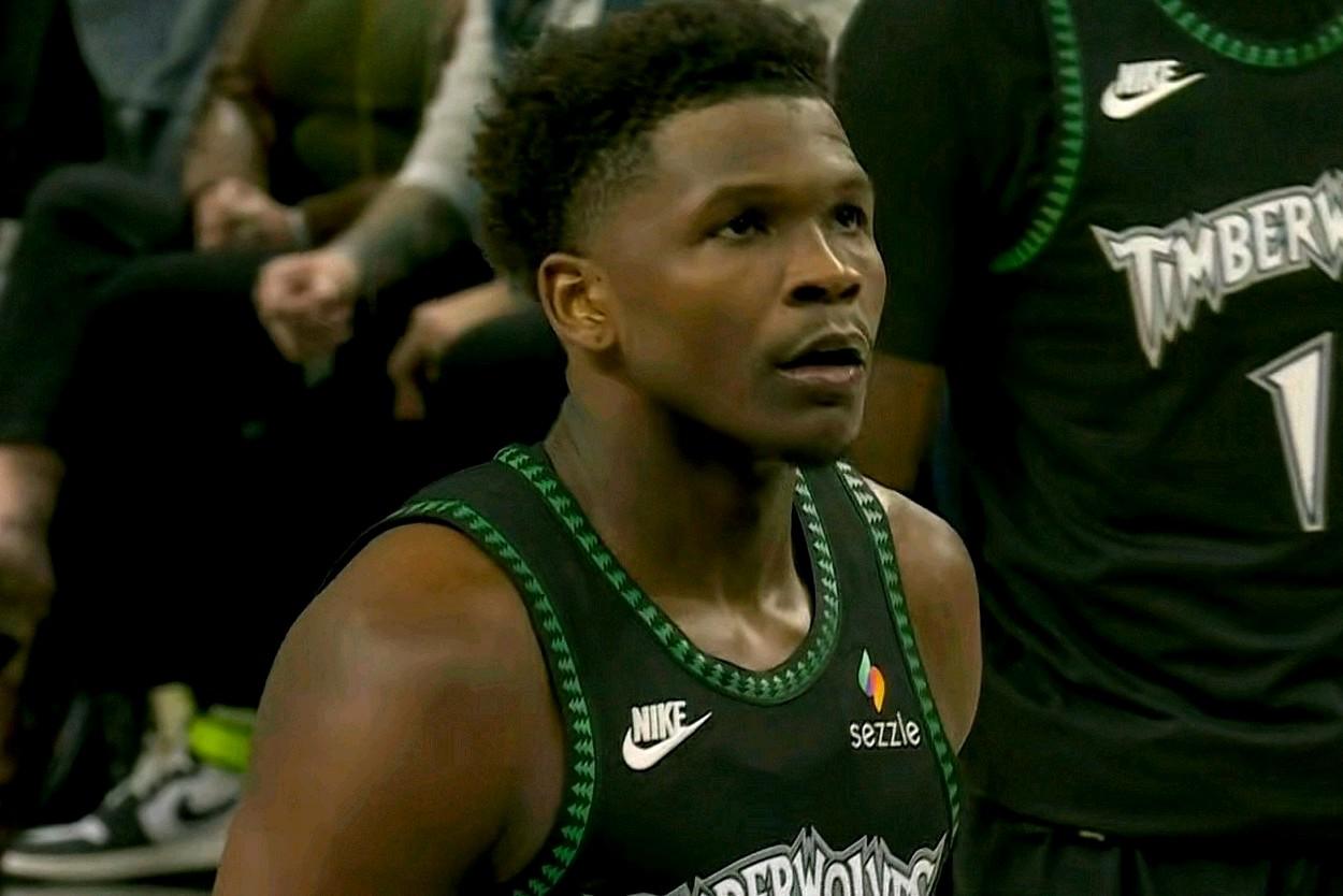 爱德华兹：打的就是精锐！！！亚历山大赛季最惨一战，卫冕冠军雷霆面对背靠背的森