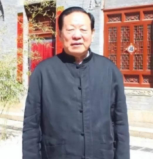 位高权重却不为家人谋半点便利！1990年国家副部长妻子仍烧锅炉！总理看报特地打
