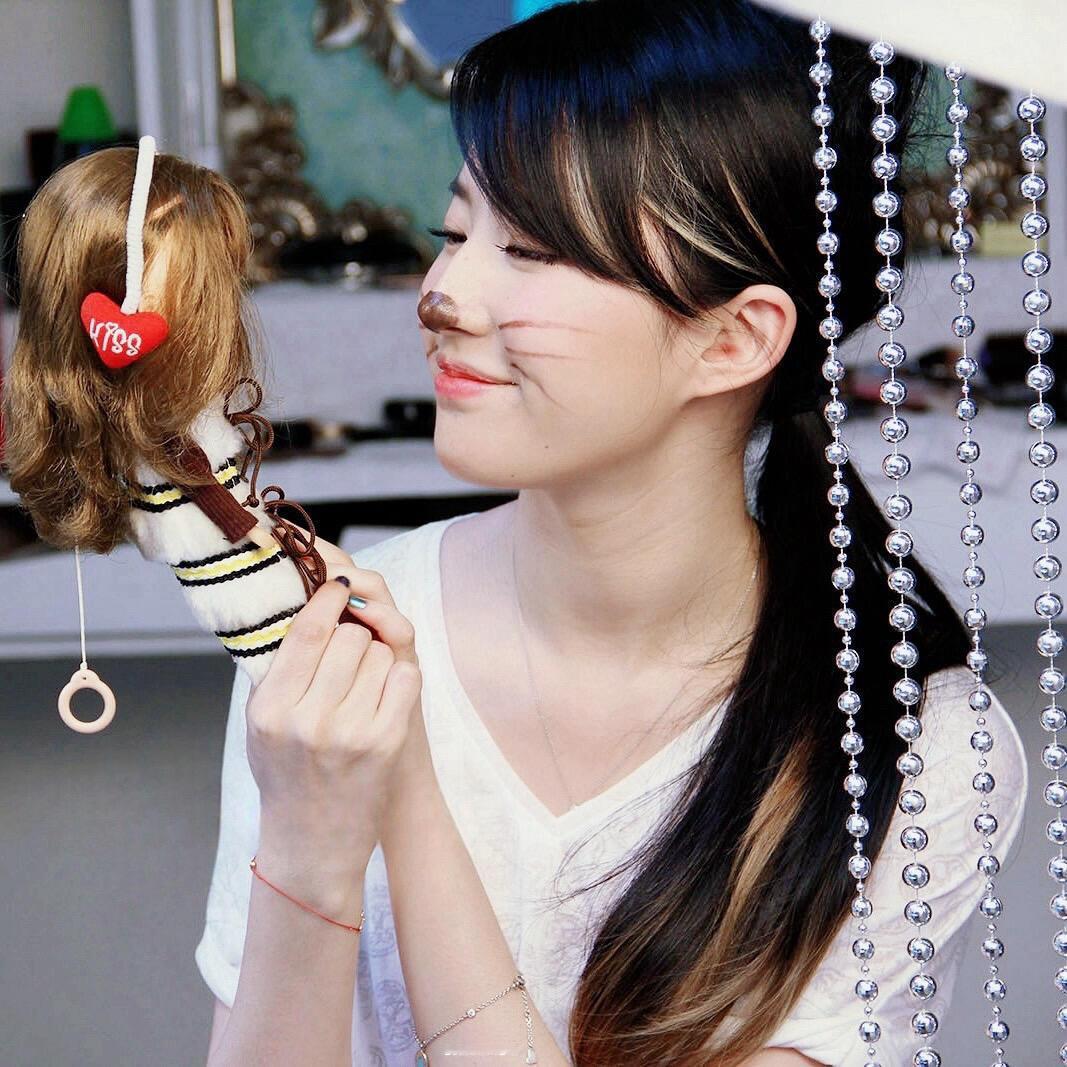 如果我拿出刘亦菲这两张猫咪造型，阁下如何应对？