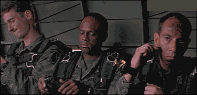 搞笑gif: 原来这个镜头是这么拍的, 真尴尬