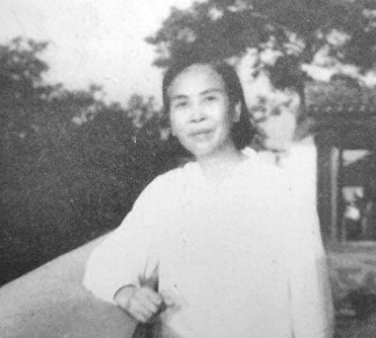 1959年李敏想将母亲接到北京生活，毛主席无奈拒绝：李讷都18岁了“爸爸，我得