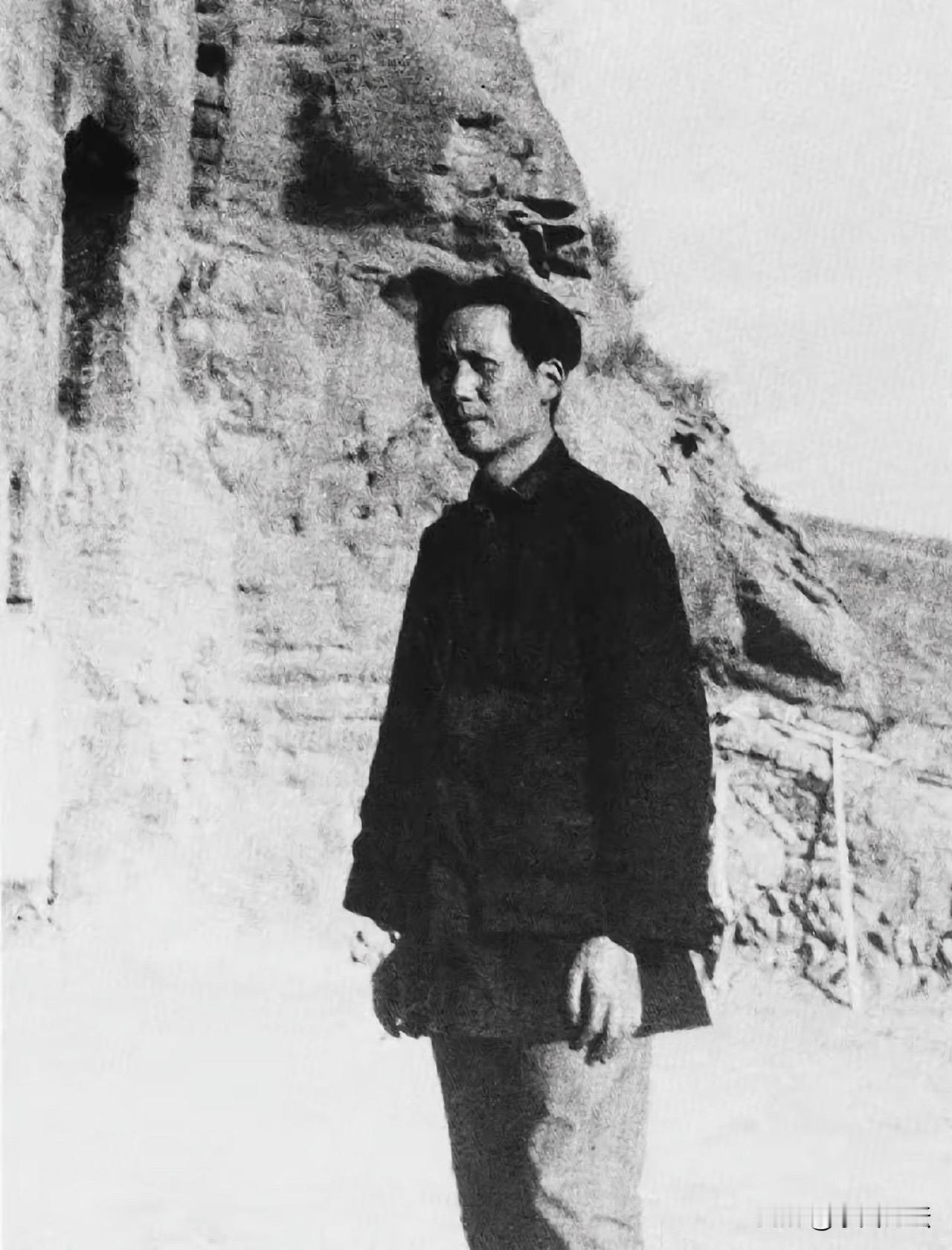 毛主席有多难？红军差点饿死在延安，毛主席接下来的举动，让红军转危为安，保留革命火