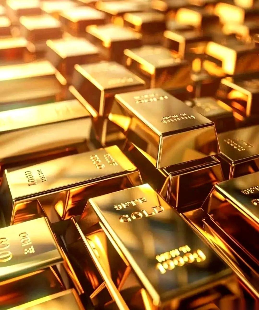 最扎心的不是300块一克的时候你没买，而是你发现，就算真跌回300，你大概率还是