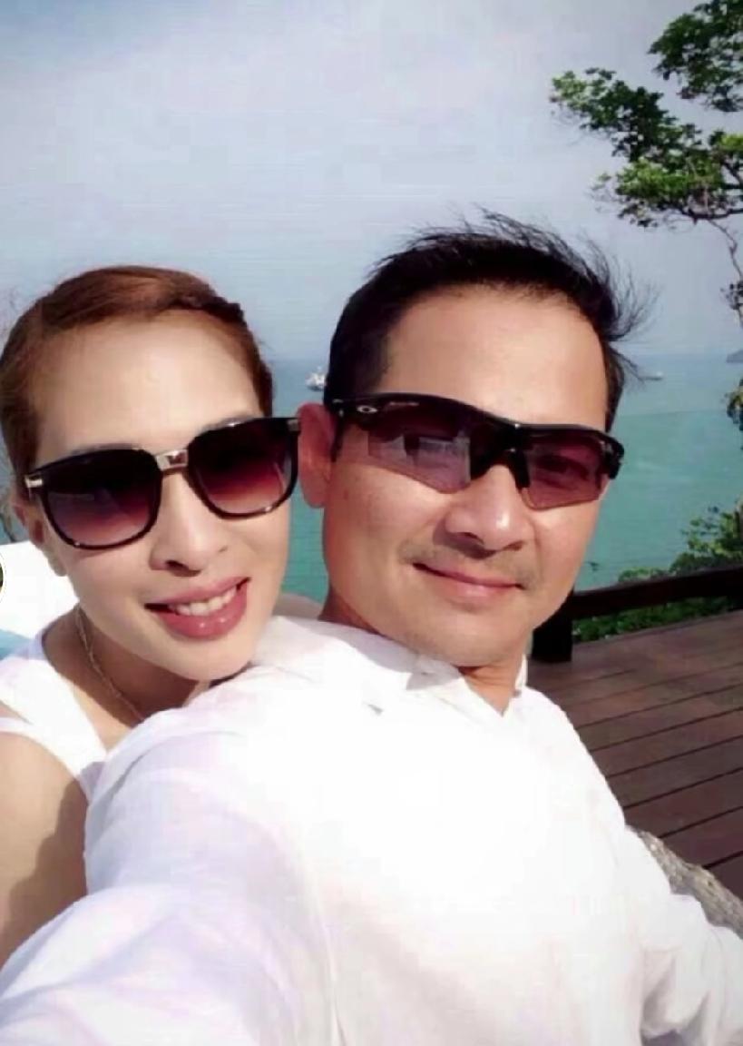 泰王长女帕公主的“男友”帕里塔特挺受关注的。他是上校军衔，此前和帕公主一同出席王