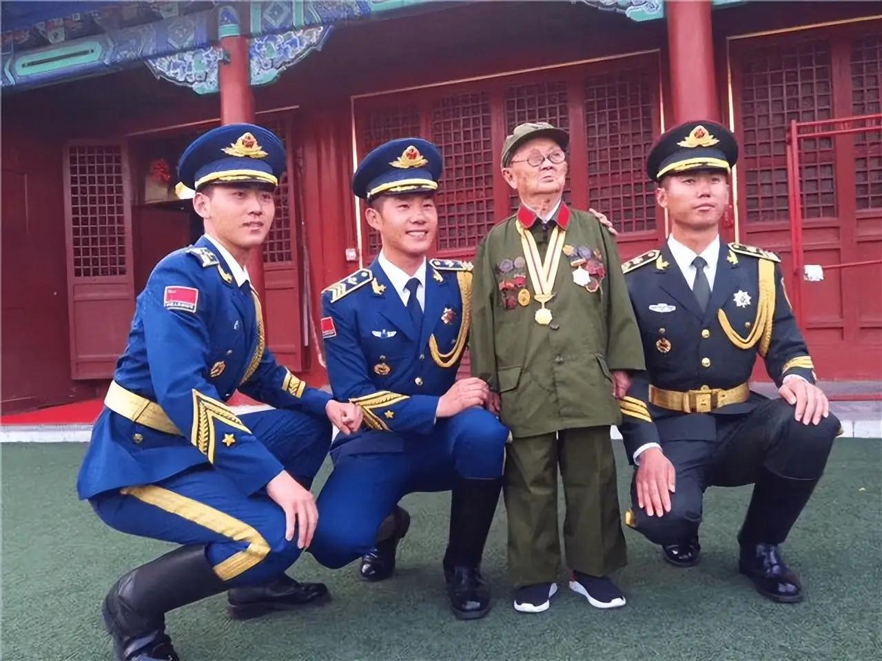 1939年街头刺杀谜案：1.2米