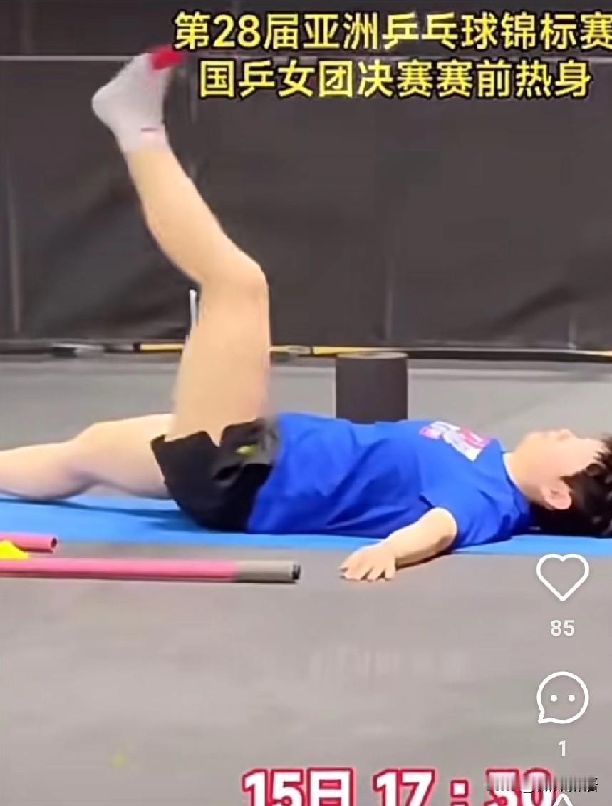 国乒女团决赛前热身开始了。刚刚看到亚锦赛女团决赛的对阵表出来了，日乒抽到主场，