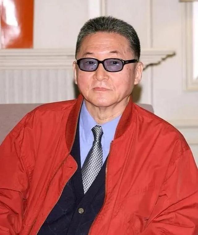 李敖曾经说：“人性是经不起考验的，我在坐牢的时候，把房子转到了我妈名下，让妈妈帮