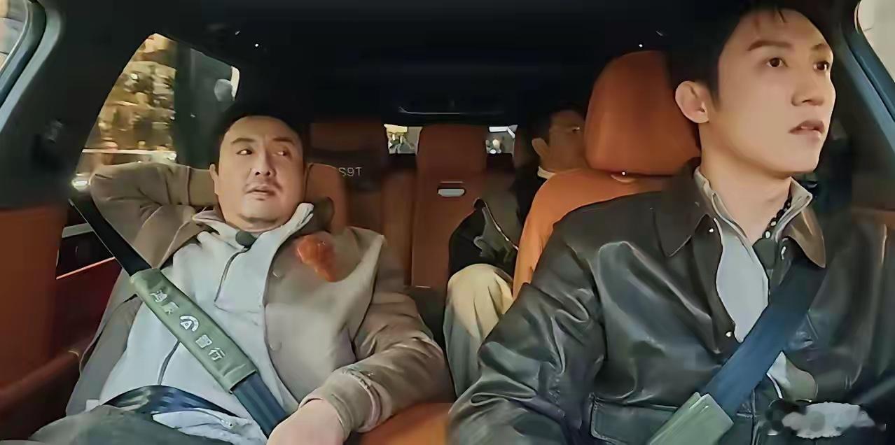沈腾在《现在就出发3》的地位之高，仅从一个小细节，就得到了证明！他们一行人驾驶着