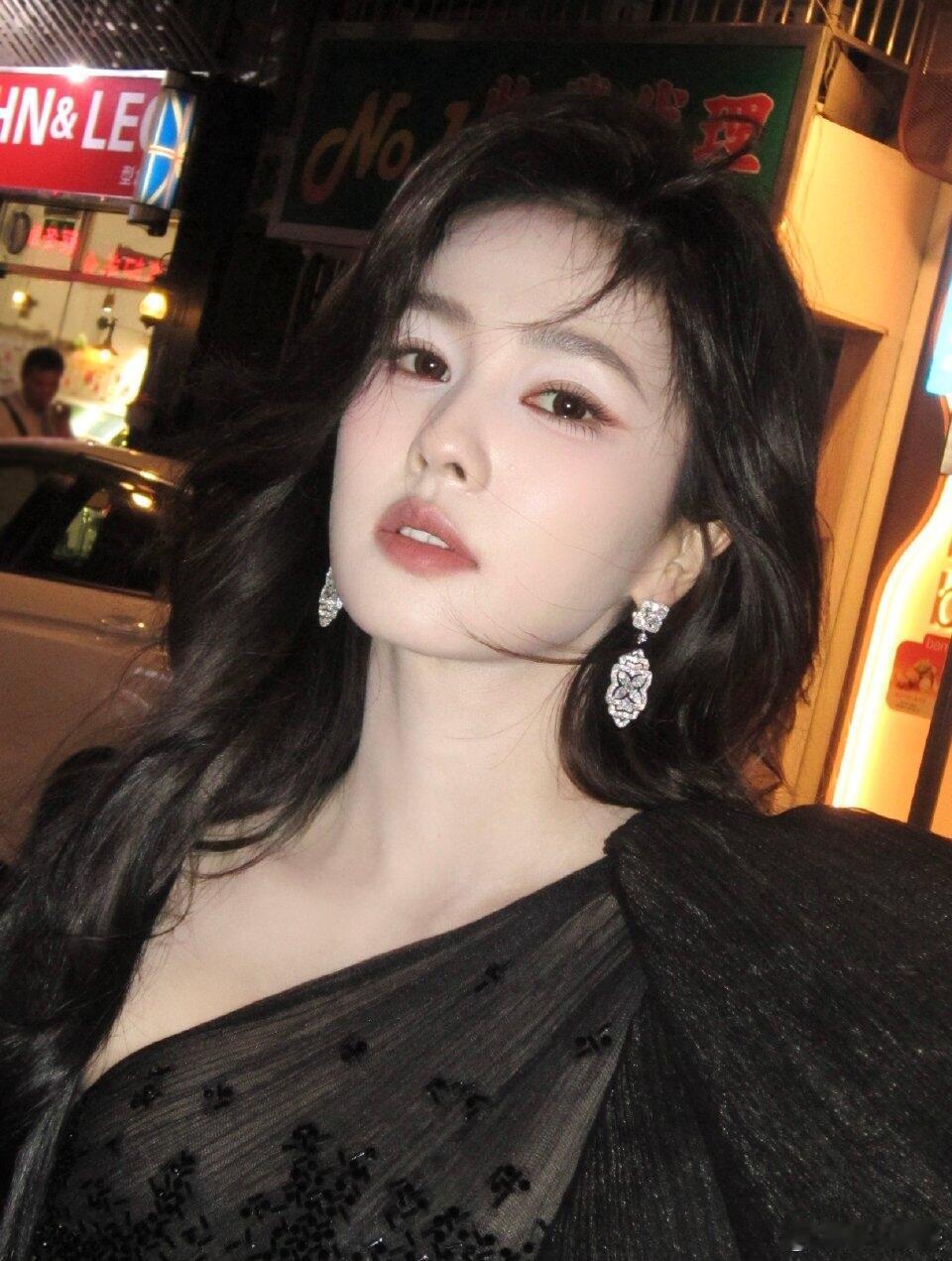 白鹿白鹿尖叫之夜出图怎么能有人美成这样啊啊啊白鹿｜