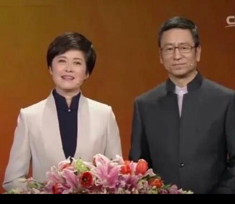 白岩松一觉睡醒，收到2个消息，一个是坏消息，另一个也是坏消息。第一个坏消
