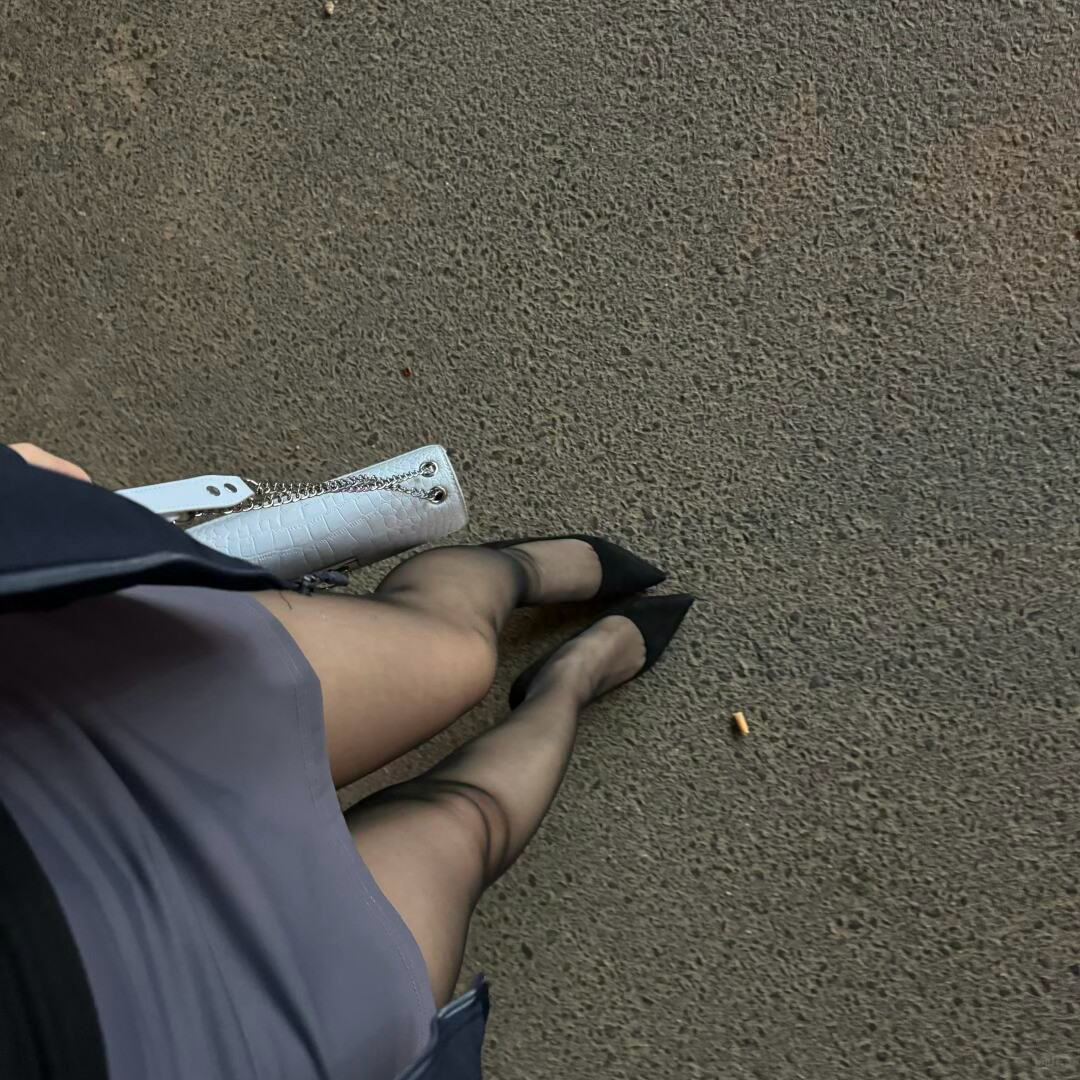 是谁周日还上班我不说​​​